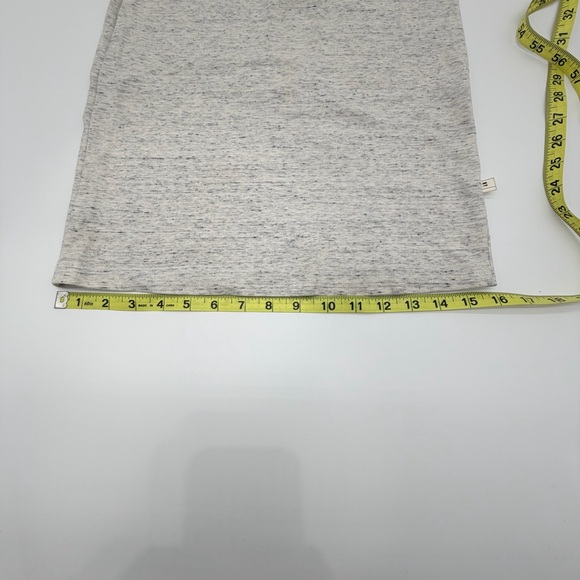 NYTT Light Gray Sleeveless Top - Picture 7 of 7